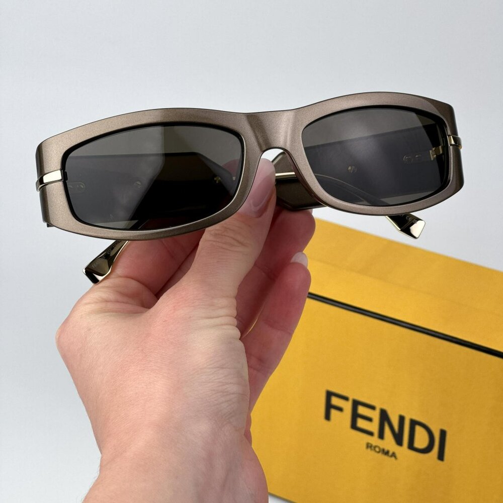 Fendi SHADOW FE40120I 45E Women BRAND NEW Sunglasses Oval Pink Brown